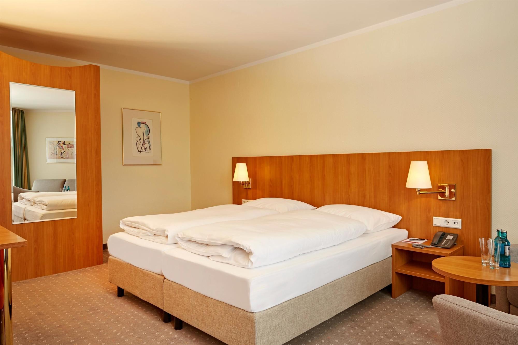 H+ Hotel Willingen Willingen  Bagian luar foto
